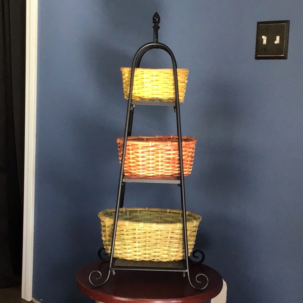 SLAH Artisan Stand with 3 Glass Shelves